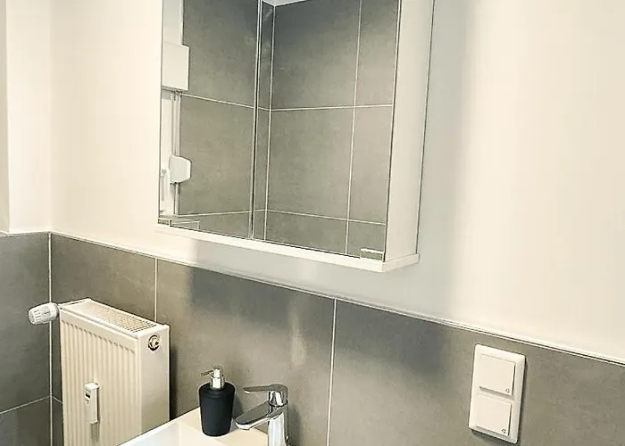 Good Homes Fuer Bis Zu 6 Personen Mit Netflix Und Highspeed Wifi Apartment *