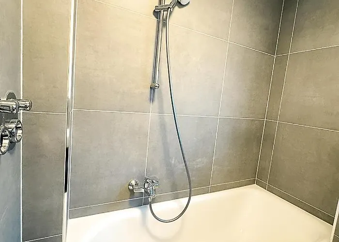 Apartment Good Homes Fuer Bis Zu 6 Personen Mit Netflix Und Highspeed Wifi *