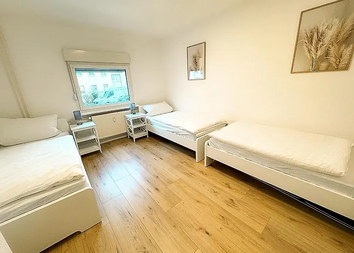 Good Homes Fuer Bis Zu 6 Personen Mit Netflix Und Highspeed Wifi